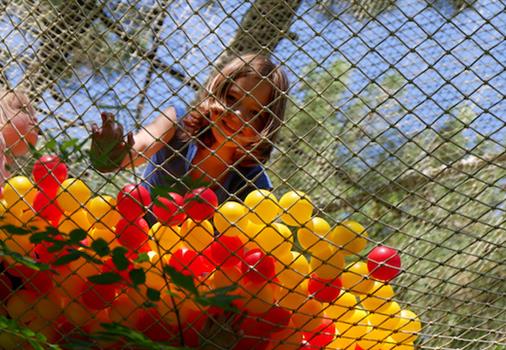 Explora Park - Tree climbing in Saint Jean de Monts near Camping Les Tulipes, campsite 2 star seaside, camping with pool and jacuzzi at the Faute sur Mer near the Tranche sur Mer and Sables d'Olonne in Vendée
