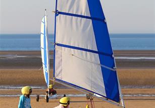 Nautical Club la Faute sur Mer close to Camping Les Tulipes, camping 2 stars seaside, camping with swimming pool and jacuzzi at the Faute sur Mer - Camping les tulipes